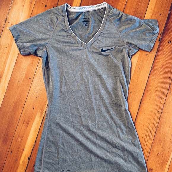 Nike pro running shirt - Picture 1 of 1